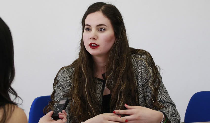 Ver&oacute;nica Femat Fern&aacute;ndez de Castro, estudiante del sexto semestre de la carrera de Administraci&oacute;n Financiera de la UAA