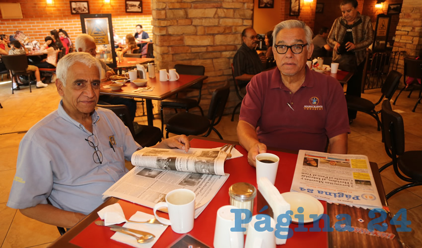 En Las Antorchas compartieron el primer alimento del d&iacute;a Filiberto Rangel Jim&eacute;nez y Arturo &Aacute;vila Zavala