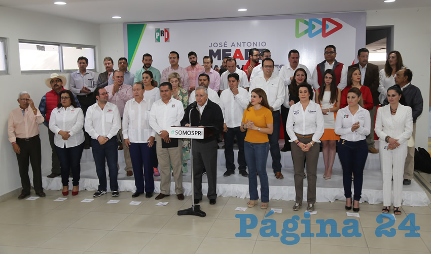 El equipo se presentó en la sede tricolor en Aguascalientes al igual con la presencia de los candidatos al Congreso de la Unión