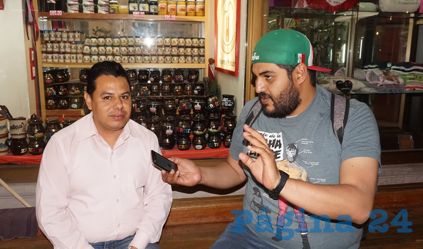 Francisco Israel Baltazar Jiménez, comerciante en el Centro Histórico de Zacatecas: “No tuvimos las ventas esperadas, realmente calculamos en relación con el año pasado, entre el 50 y el 60 por ciento menos, en comparación con el otro año”. (Foto: Merari Martínez Castro)