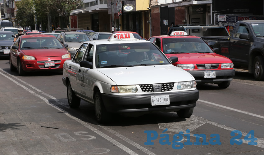 Taxistas opinan que han sido de gran ayuda los módulos de vigilancia que están colocados en la feria, ya que en ese sitio hay bastante gente y todos pueden observar el movimiento que hay
