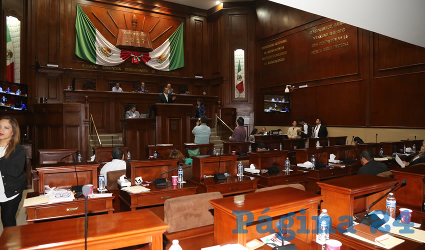Pleno de la LXIII Legislatura del Congreso del Estado de Aguascalientes (Fotos: Eddylberto Lu&eacute;vano Santill&aacute;n)