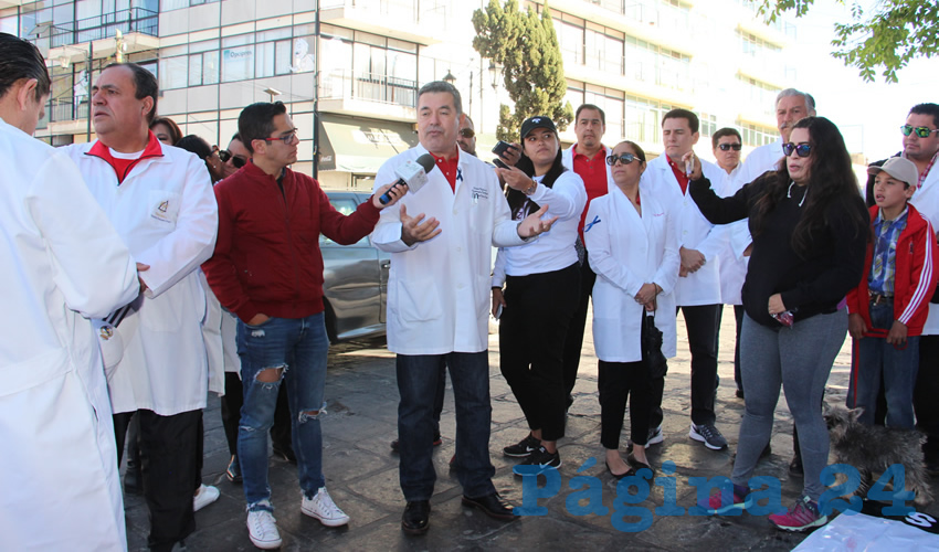 Exigen que en el sistema de salud exista lo necesario para atender a los pacientes (Fotos Rocío Castro Alvarado)