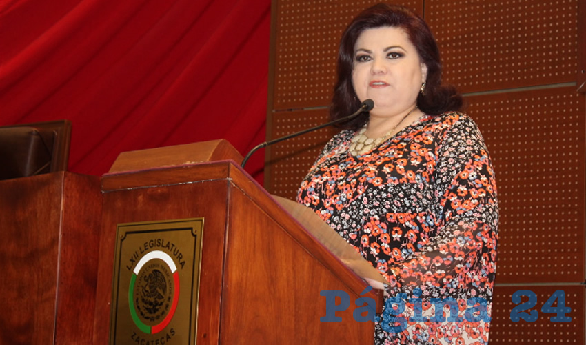 Lorena Oropeza Muñoz, diputada local por el Partido Acción Nacional (PAN): Referente a la corrupción, mencionó que ya se han presentado motines en el Cerereso, quedado rebasados los elementos de seguridad, y también se da el autogobierno, con la pelea por el control del Cerereso, por grupos delincuenciales. (Foto: Merari Martínez Castro)