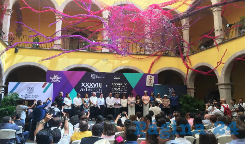 Martín Orozco Sandoval felicitó a los ganadores en las diferentes técnicas y disciplinas artísticas de esta edición
