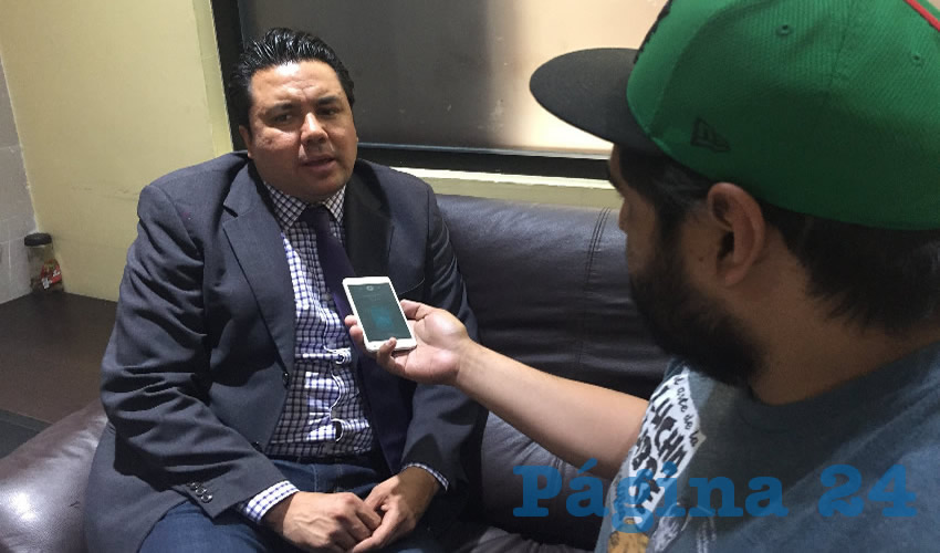 Omar Carrera Pérez, diputado local por el partido político Movimiento de Regeneración Nacional (Morena): “Dejando independiente el lado electoral, es una burla a la inteligencia y a la buena bondad de los fresnillenses, ojalá el PRI reconsidere, de por si van a perder con esto van ser abrumador, es una ofensa mayúscula”. (Foto: Merari Martínez Castro)