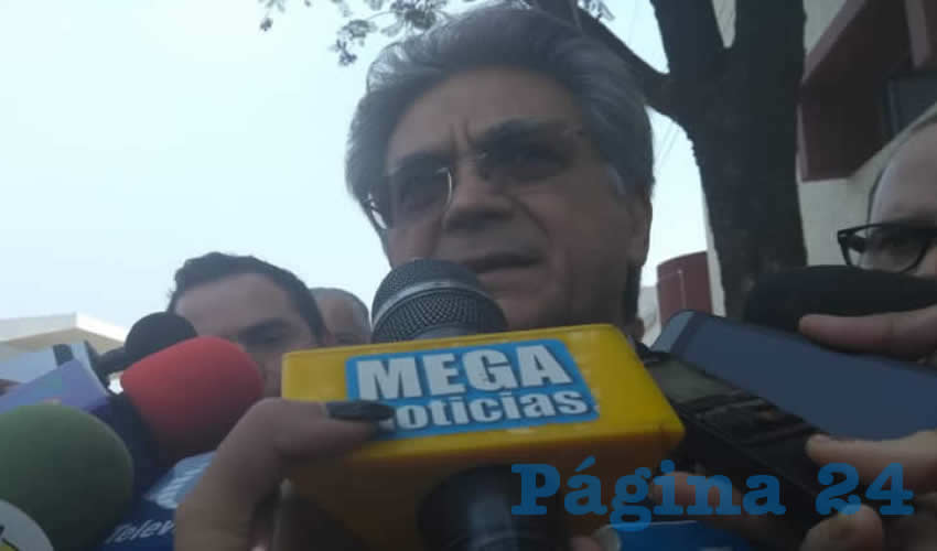 El empresario Francisco Cornejo Reynoso se dijo tranquilo, aunque llegó con un amparo “bajo el brazo” para evitar ser detenido. El 7 de agosto del año pasado, la FGE aseguró la Villa Panamericana como parte de las investigaciones por el delito de desvío de recursos para la construcción del inmueble/Fotos: Francisco Andalón López