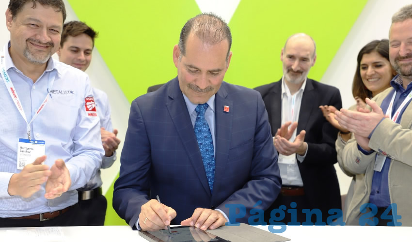 MOS firm&oacute; como testigo de honor el convenio de colaboraci&oacute;n empresarial entre Metalistik, con capital de origen aguascalentense, y la compa&ntilde;&iacute;a italiana Fratelli Poli
