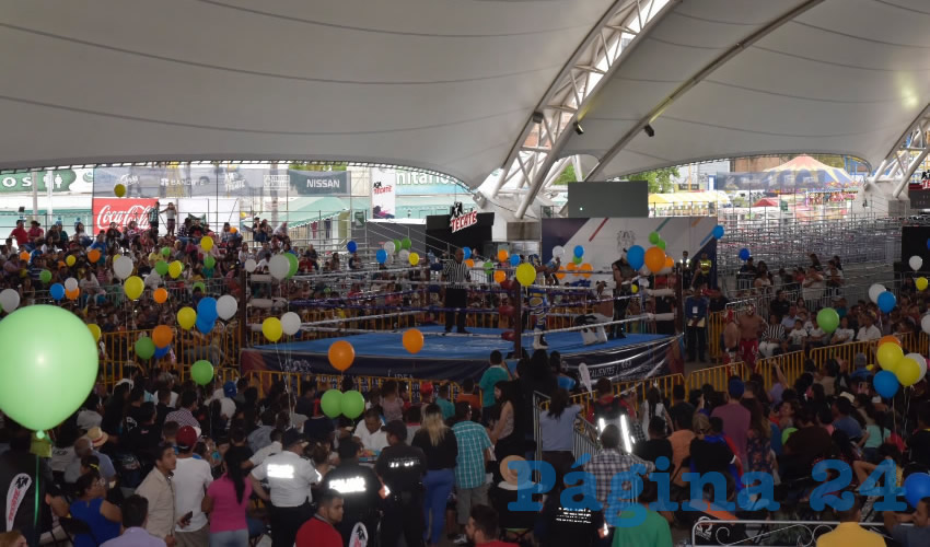 Al evento asistieron el gobernador del Estado y la presidenta del Sistema para el Desarrollo Integral de la Familia
