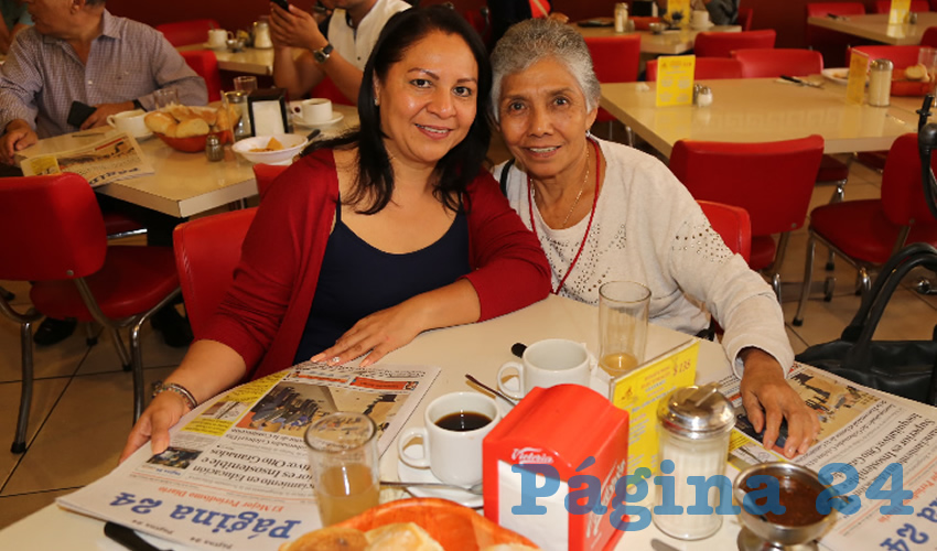 En el restaurante Del Centro almorzaron Juan Tinoco Vázquez y Dalia Edith González Varela, que nos visitan del estado de Durango