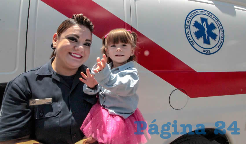 Rocío es jefa de guardia del turno matutino del departamento de paramédicos en el Ayuntamiento de Aguascalientes
