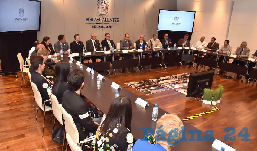 El mandatario estatal destacó que este tipo de programas de intercambio estudiantil permiten proyectar a nivel internacional nuestras riquezas