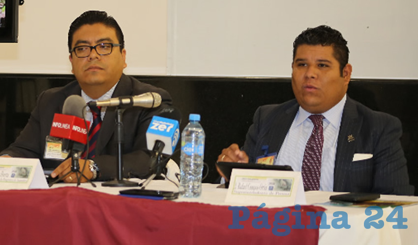 Rueda de prensa de la Asamblea Regional de Testigos de Jehová (Foto: Eddylberto Luévano Santillán)