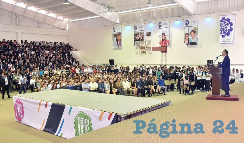 El gobernador Martín Orozco Sandoval participó en la inauguración del foro Impulsando Líderes por la Educación