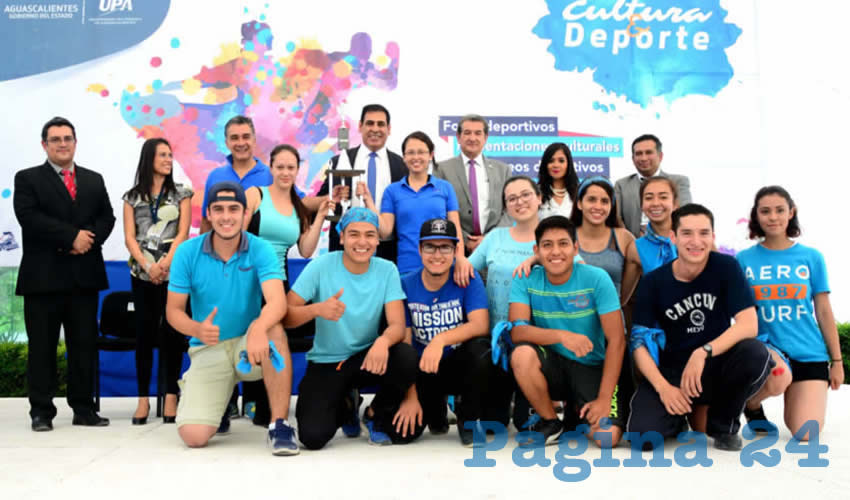 La comunidad universitaria desarroll&oacute; actividades como foros y torneos deportivos, presentaciones culturales, exposici&oacute;n de pintura