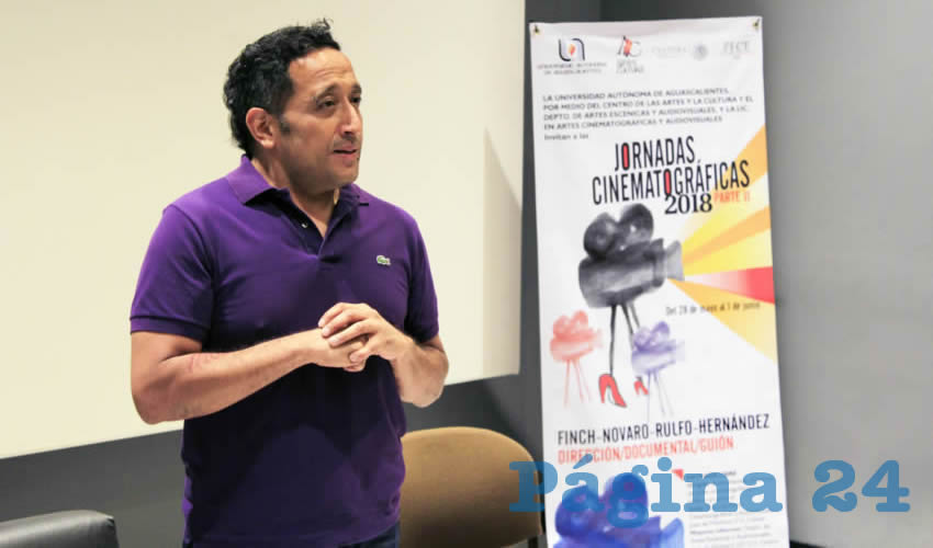El director mexicano platicó con la comunidad estudiantil sobre los obstáculos a los que tuvo que enfrentarse desde los inicios de su carrera