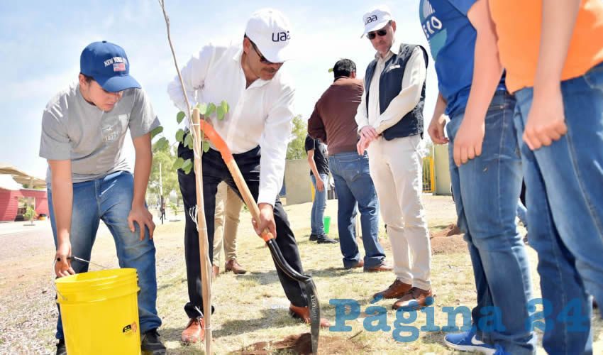 El mandatario estatal agradeció a las empresas que realizarán actividades de recolección de residuos sólidos urbanos y limpieza del cauce del 5 al 9 del presente mes