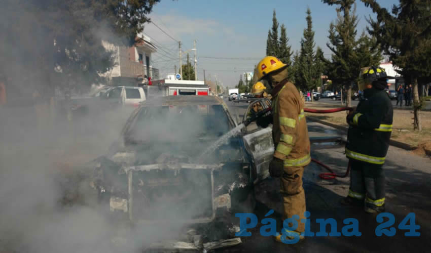 Bomberos estatales sofocaron las llamas