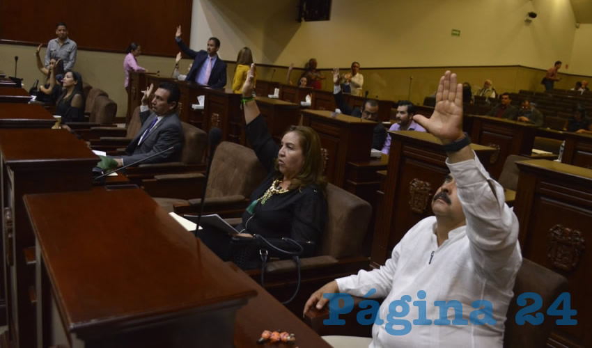 El Pleno aprob&oacute; el dictamen que formul&oacute; la Comisi&oacute;n legislativa de Derechos Humanos, con el que se reforman la Ley de Ni&ntilde;as, Ni&ntilde;os y Adolescentes del Estado de Aguascalientes