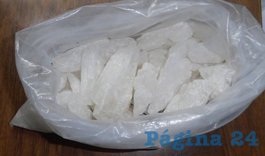 La bolsa con &ldquo;crystal&rdquo; decomisada por polic&iacute;as estatales y soldados