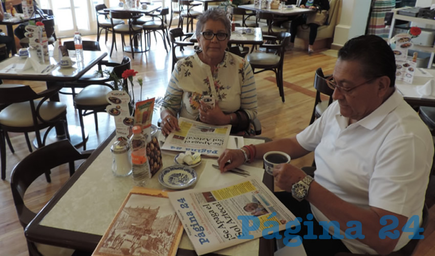 Sara Medina Mendoza y José Refugio Nieves Vázquez desayunaron en el restaurante Sanborns