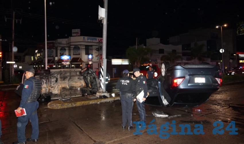 El aparatoso accidente ocurrió en el cruce de prolongación Zaragoza y bulevar Luis Donaldo Colosio Murrieta, al norte de la ciudad.