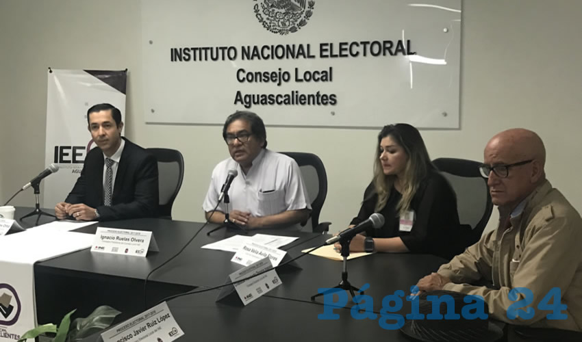 Conferencia de prensa de los titulares del INE e IEE