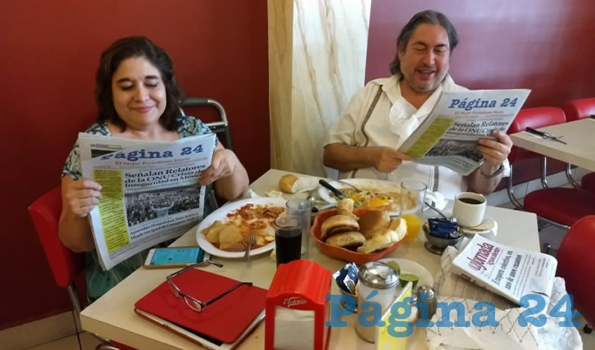 En el restaurante Mitla disfrutaron su primer alimento del día Rosalía de las Casas y Jaime Sánchez