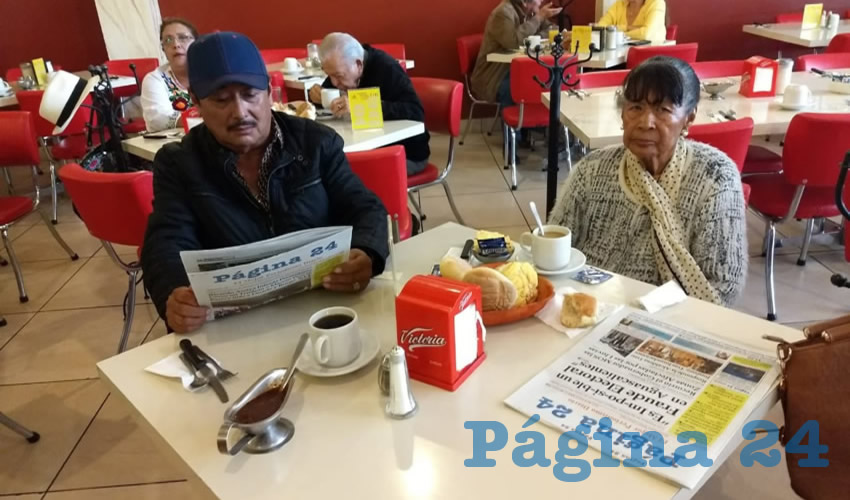 Alejandro Macías y Guillermina Cervantes almorzaron en el restaurante Mitla