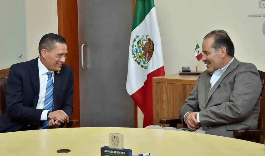 La educación superior es un factor determinante para que los jóvenes que estudian en las distintas universidades del estado, tengan una mejor calidad de vida
