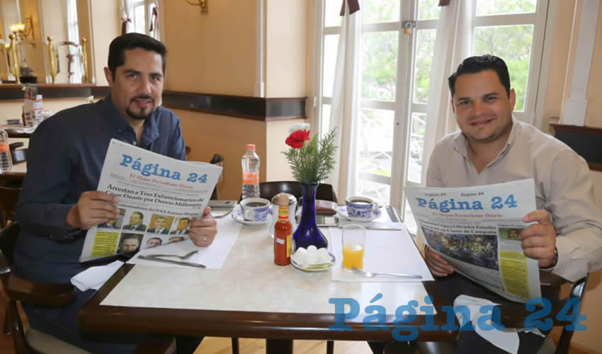En Sanborns Francia almorzaron José Leopoldo Hernández Vázquez y Carlos Reyes González