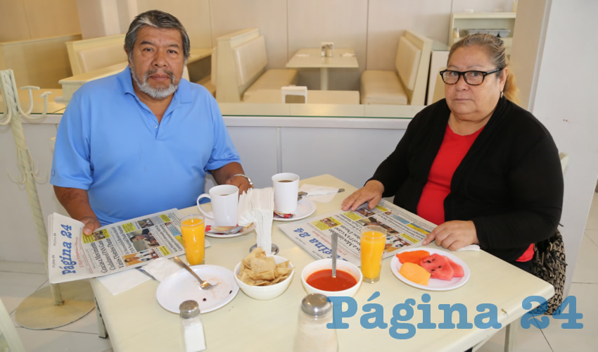En el restaurante Del Centro compartieron el pan y la sal Domingo Hernández Morales y Yolanda Frausto Robles