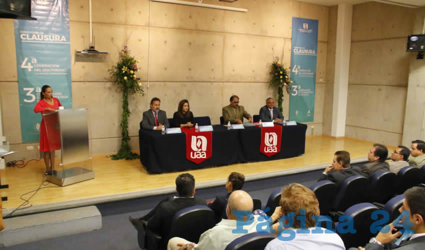 Egresaron la tercera generaci&oacute;n de la maestr&iacute;a en Impuestos y la cuarta generaci&oacute;n del doctorado en Ciencias Administrativas