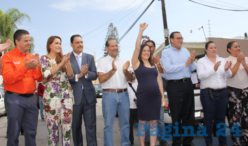 El gobernador del Estado, Martín Orozco Sandoval, la alcaldesa Tere Jiménez Esquivel, y militantes del PAN celebraron el triunfo de sus candidatos por las Senadurías y Diputaciones Federales