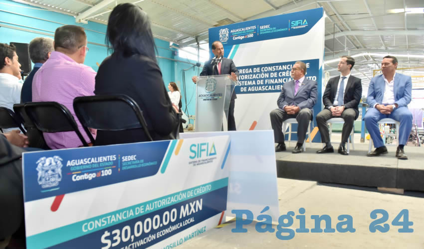 El gobernador Mart&iacute;n Orozco Sandoval entreg&oacute; 28 constancias de cr&eacute;ditos del Sistema de Financiamiento de Aguascalientes