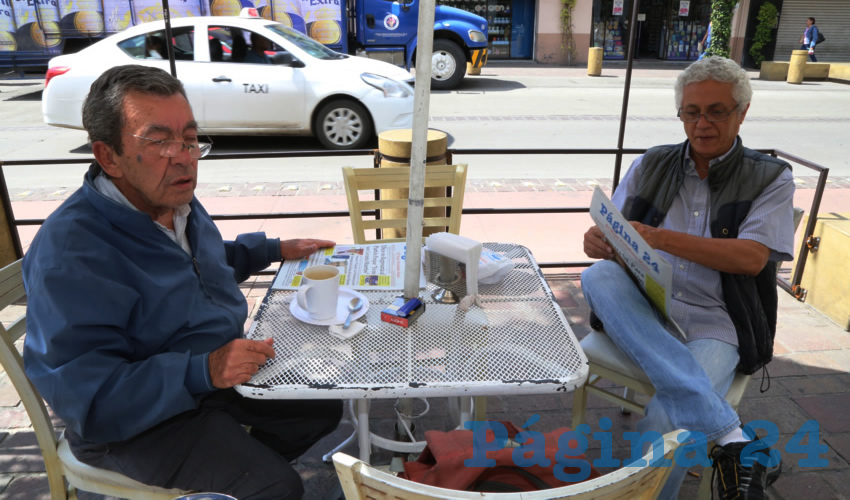 En el restaurante Del Centro platicaron Jes&uacute;s Romo Morales y Roberto El&iacute;as Barba