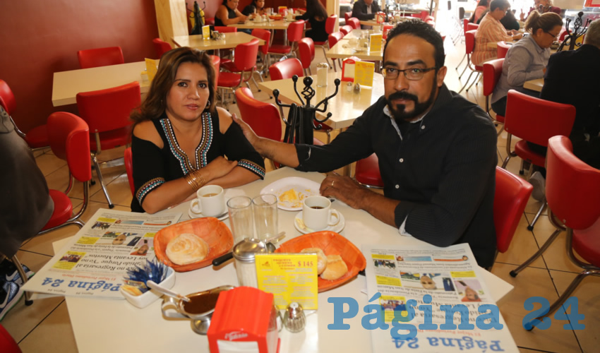En el restaurante Mitla almorzaron Rebeca Cota L&oacute;pez e Israel Garc&iacute;a Morales