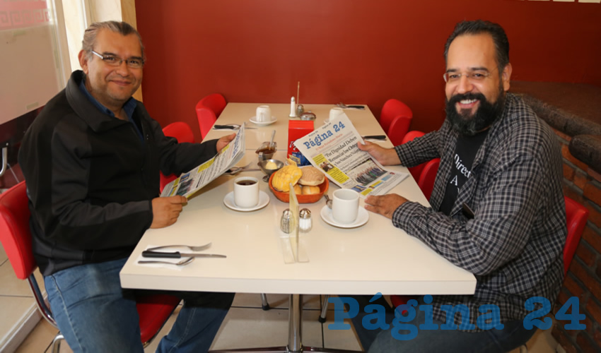 En el restaurante Mitla compartieron el pan y la sal Pedro Venegas Morales y Ra&uacute;l Ren&eacute; Ruiz Robles