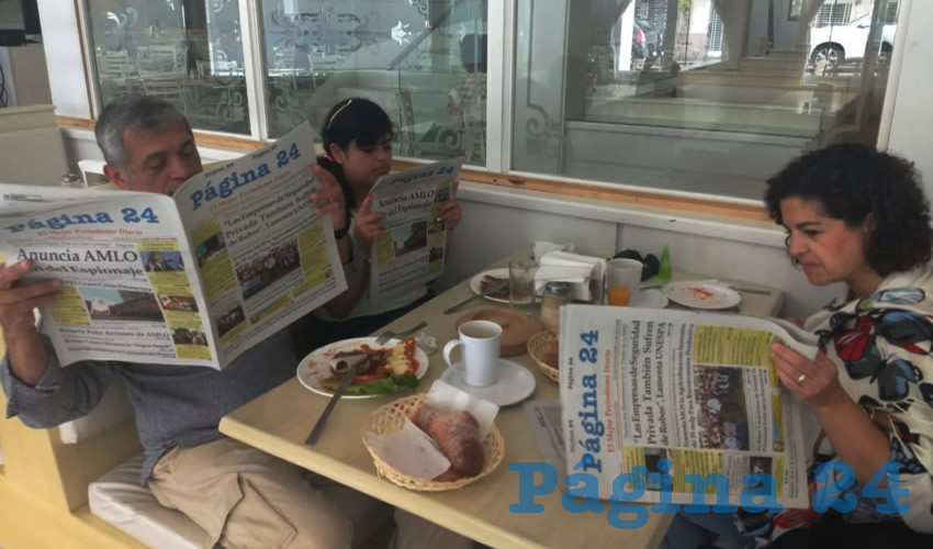 Roberto Doger Badilla, Pamela Doger Miranda y Cinthia Miranda García desayunaron en el restaurante Del Centro