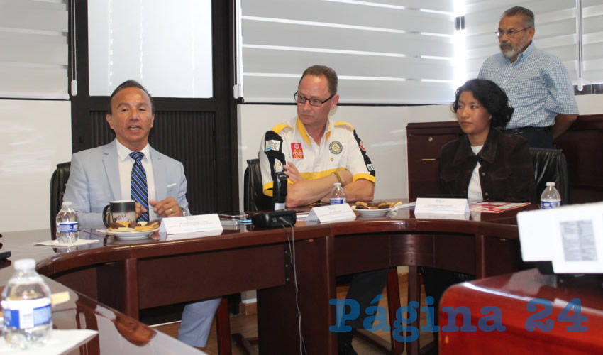 Rueda de prensa para la presentación de la carrera Atlética Armando Sonrisas 2018