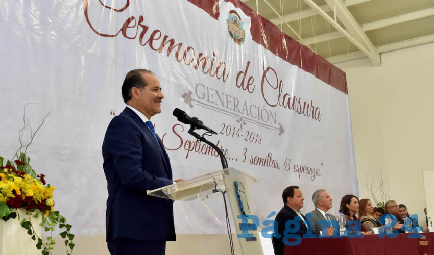 Mart&iacute;n Orozco reconoci&oacute; el trabajo que realizan las seis escuelas normales del estado, reafirmando su compromiso con estas instituciones