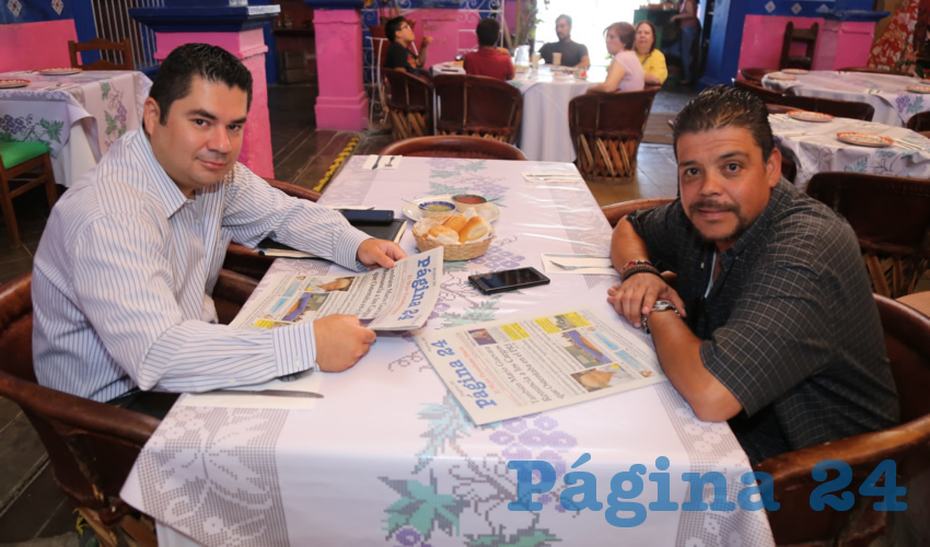 En La Saturnina desayunaron H&eacute;ctor Vald&eacute;s Aldana y Gustavo Talamantes Gonz&aacute;lez