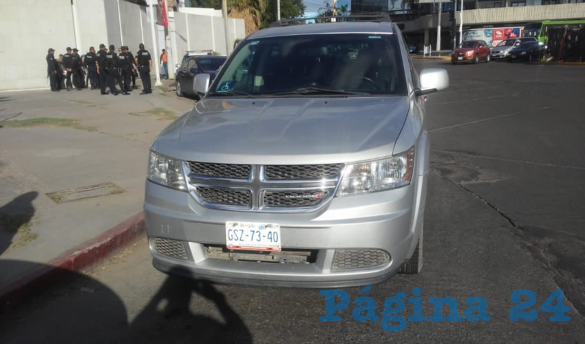 Esta camioneta robado utilizaron los tres delincuentes
