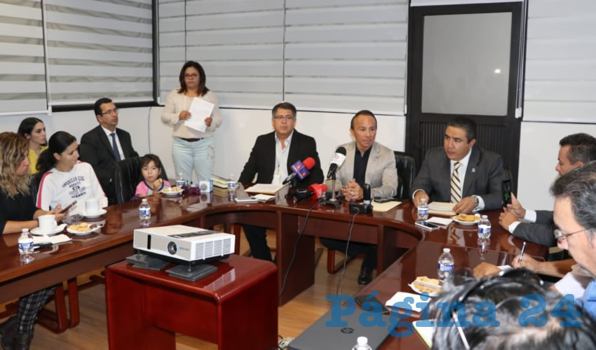 Rueda de Prensa en el ISSEA