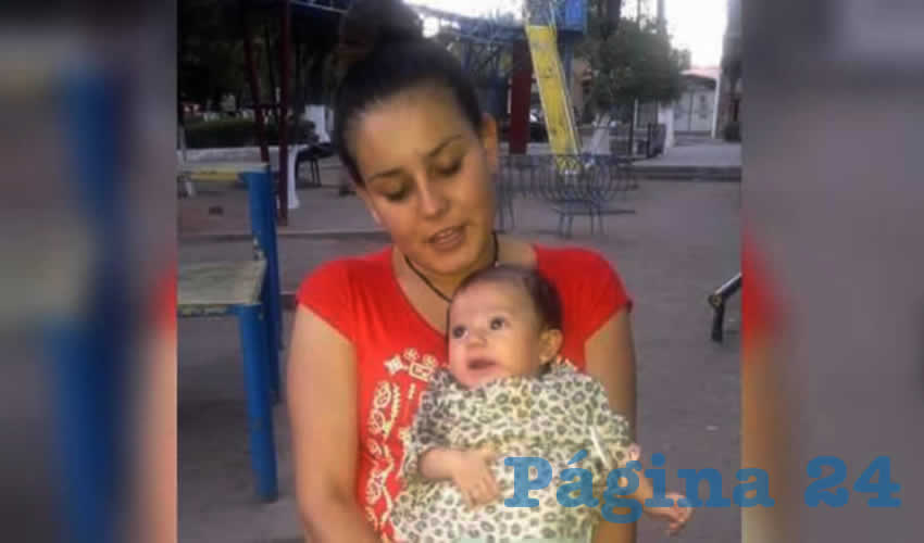 Rocío Berenice con su bebé Victoria, cuando la vida les sonreía