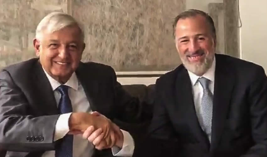 Andrés Manuel López Obrador, virtual presidente electo de México, se reunió con el excandidato presidencial José Antonio Meade (Foto: Redes AMLO/Cuartoscuro)