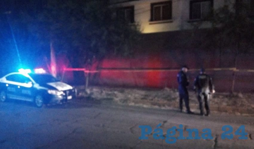 Sobre la calle Camino al Cóbano, Pamela González Hernández fue alcanzada por los disparos que realizó un sujeto que la perseguía, el cual logró escapar