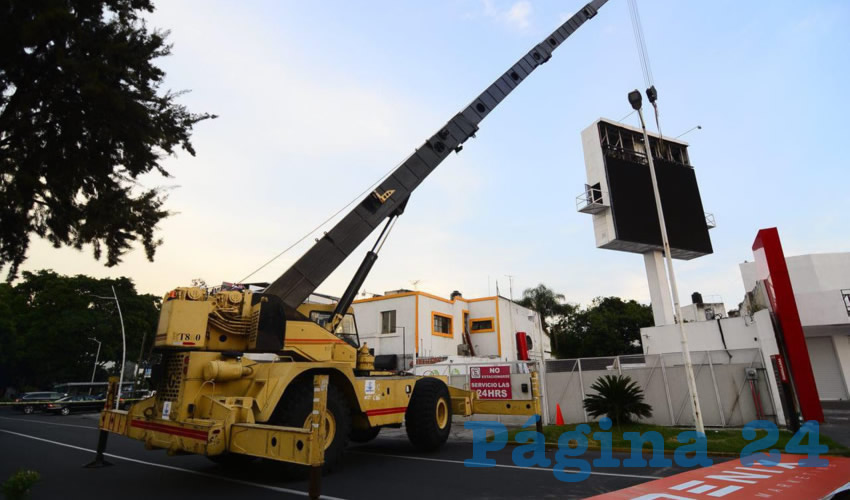 Las autoridades tapatías aseguran que la estructura incumplía con el reglamento del municipio/Fotos: Cortesía
