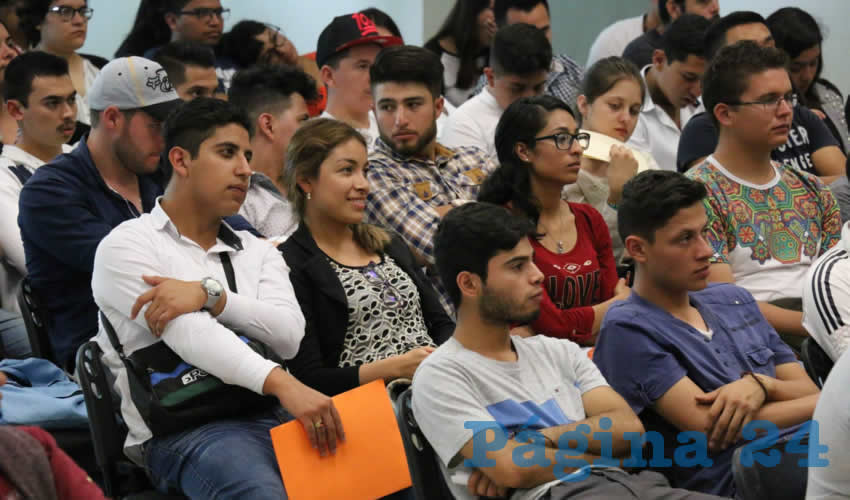 “Es tiempo todavía de tomar en cuenta el esfuerzo de los jóvenes en el desarrollo económico; tomar en cuenta a los jóvenes con experiencia y que han sido parte del proceso de transformación”/Foto: Archivo UTNA