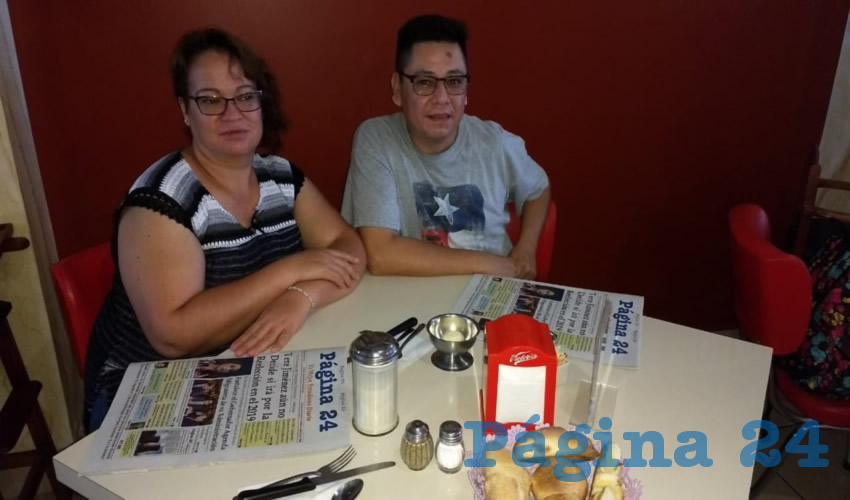 En el restaurante Mitla tomaron su primer alimento del d&iacute;a Norma Patricia Barajas Romo y Javier Medina Oliva